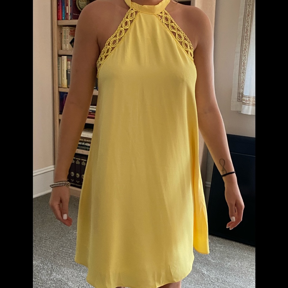 Lulu’s halter shift dress